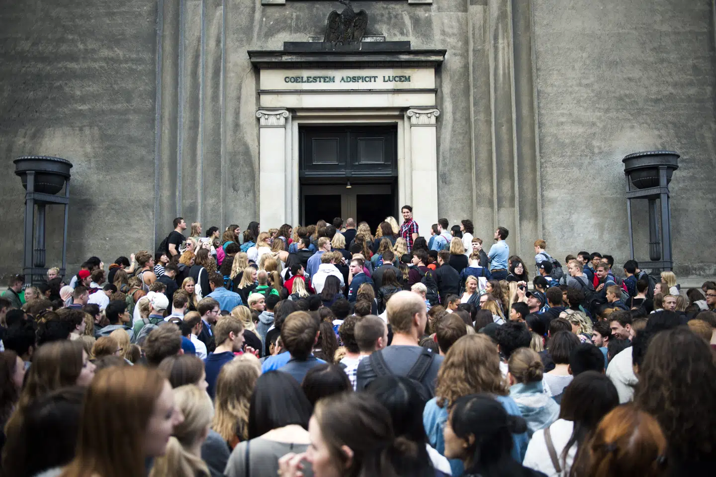 Særligt unge fra mindre bemidlede familier risikerer at droppe kandidatuddannelsen, hvis de ikke kan få SU, frygter Djøf Studerende. (Arkivfoto) Ólafur Steinar Gestsson/Ritzau Scanpix