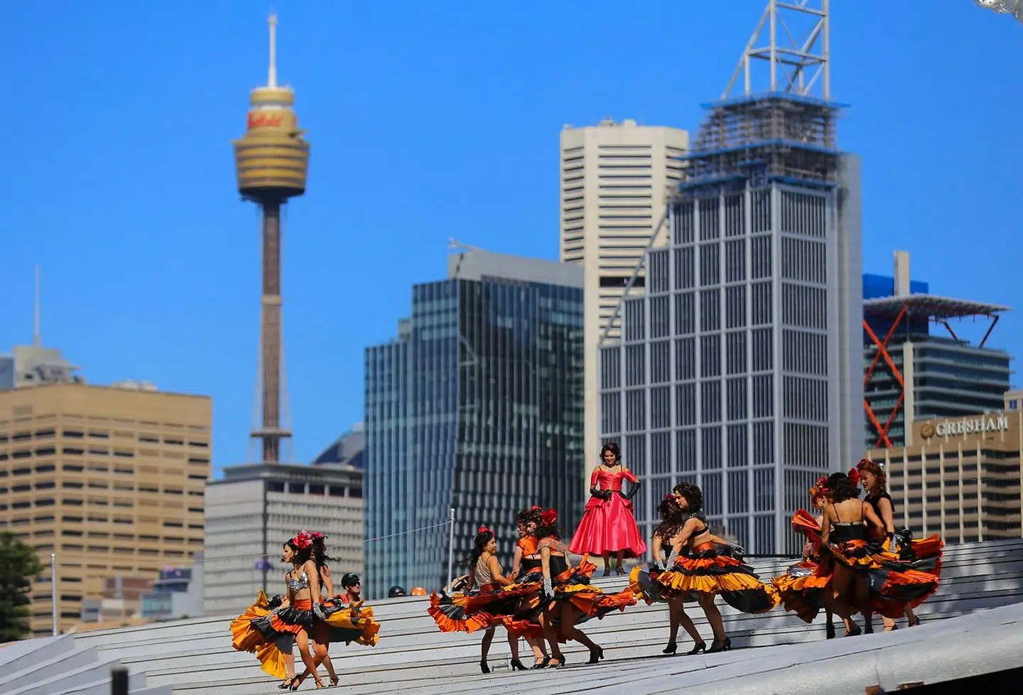 Der må igen synges og danses i Sydney.