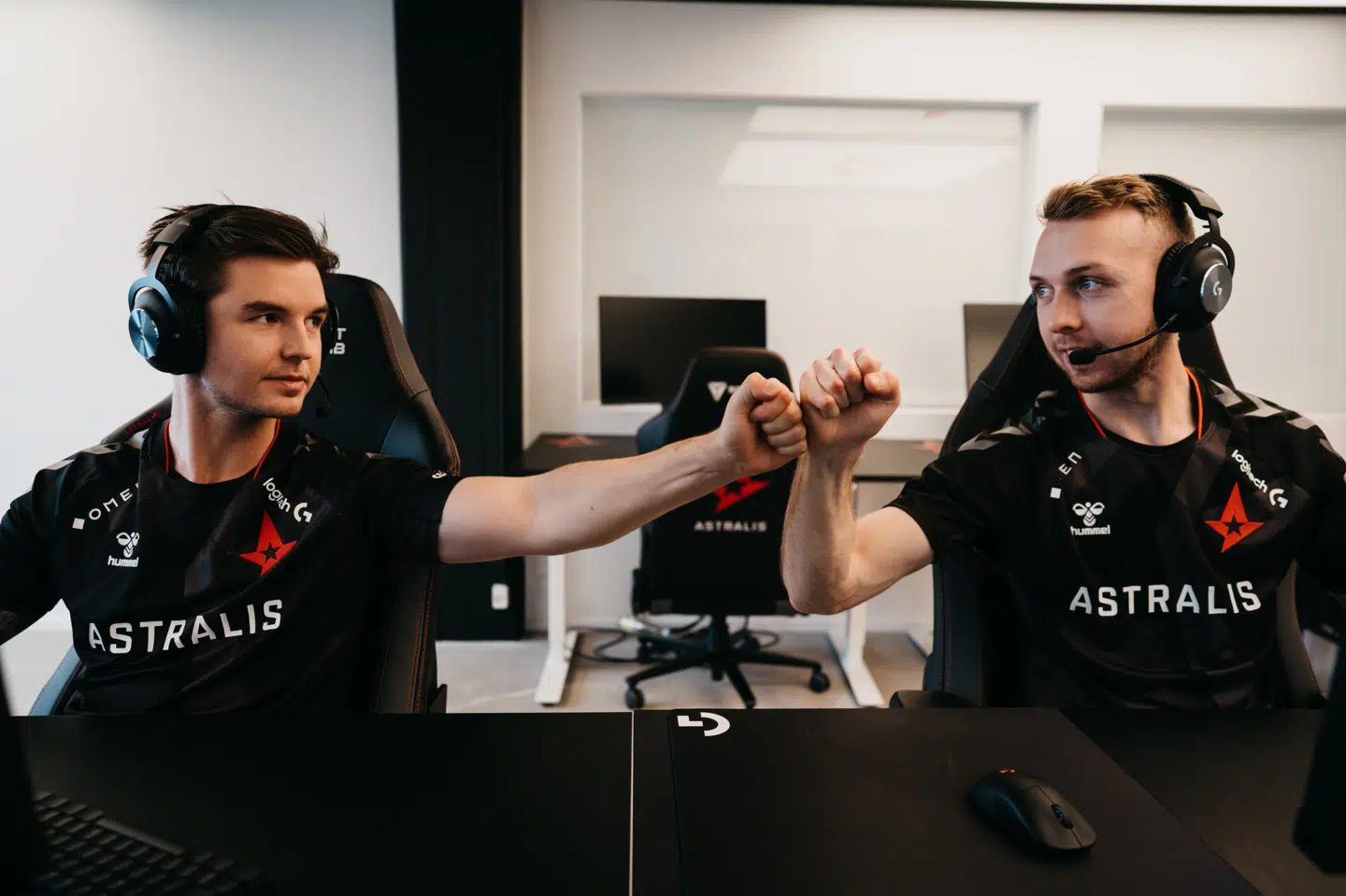 Astralis-spillerne Nicolai Dev1ce Reedtz og Lukas Gla1ve Rossander har måttet sande, at spillet har ændret sig under coronapandemien. (Arkivfoto) Astralis Group/Free
