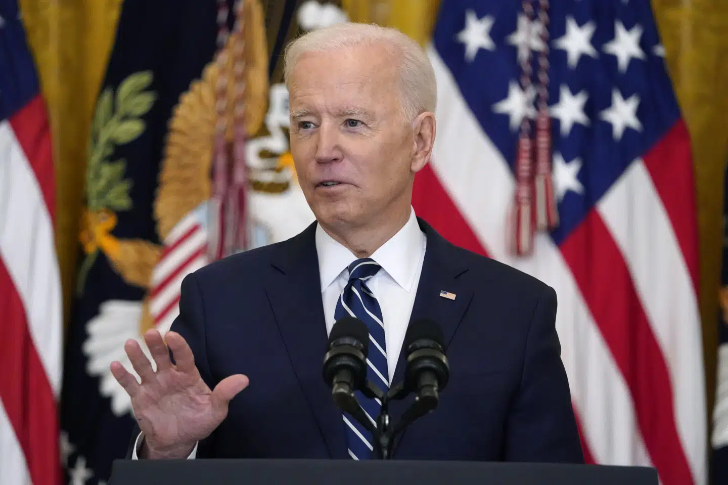 Joe Biden tog spørgsmål fra 10 af 25 journalister under første officielle pressemøde.