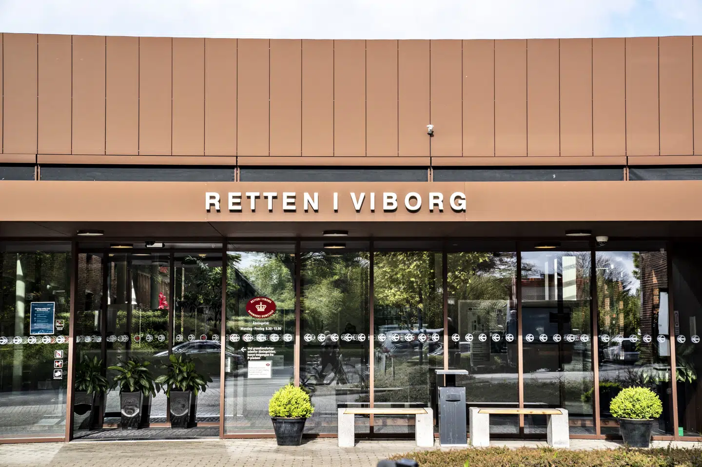 En 31-årig mand er torsdag blevet varetægtsfængslet i fire uger, sigtet for at have kravlet ind ad et vindue i Silkeborg og voldtaget en 68-årig kvinde. Han nægter sig skyldig i voldtægt. (Arkivfoto). Henning Bagger/Ritzau Scanpix