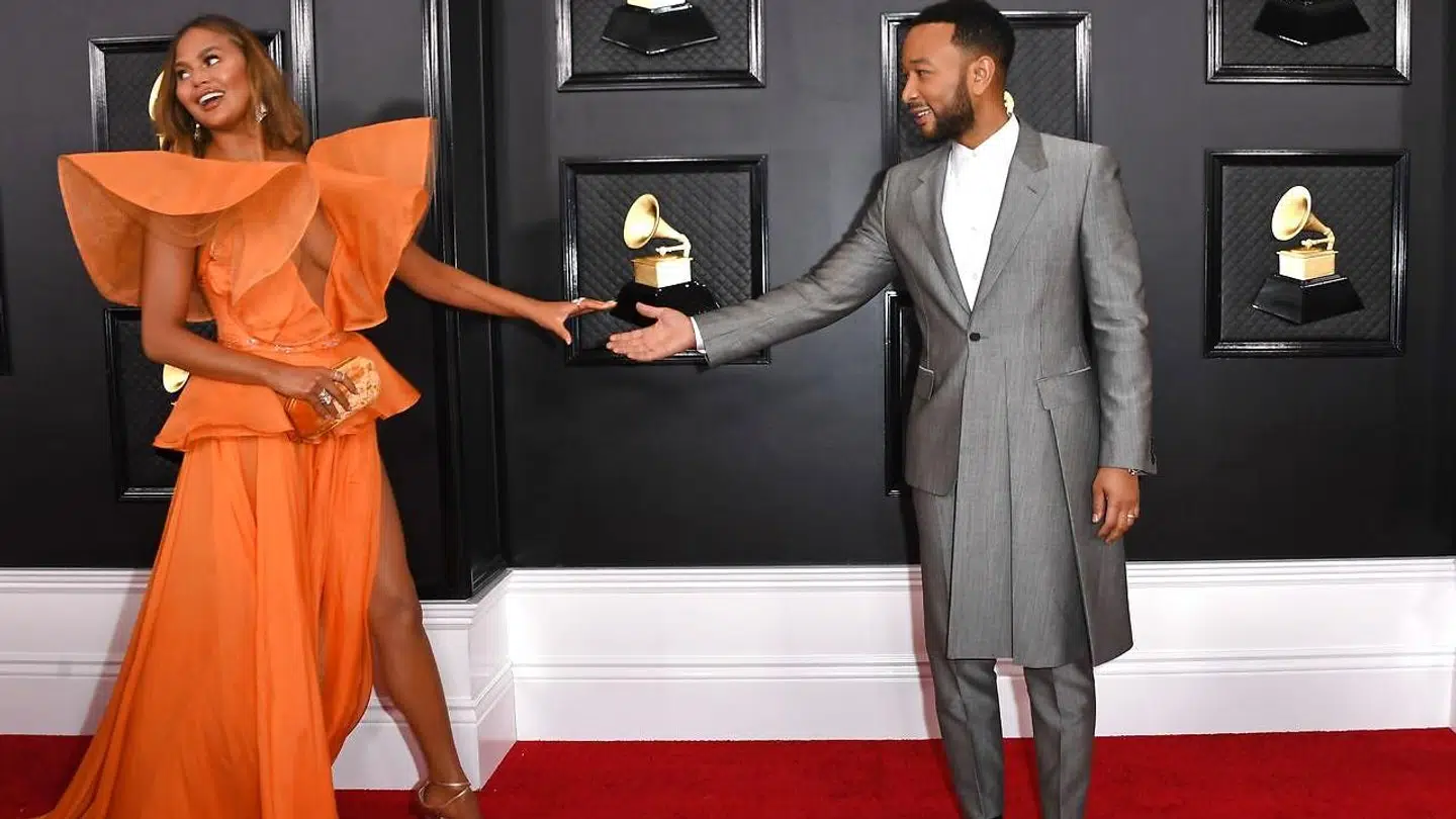 Chrissy Teigen med sin mand, musikeren John Legend.