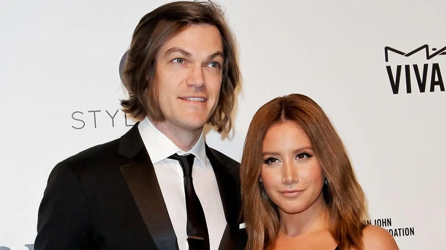 Ashley Tisdale med sin mand, Christopher French.