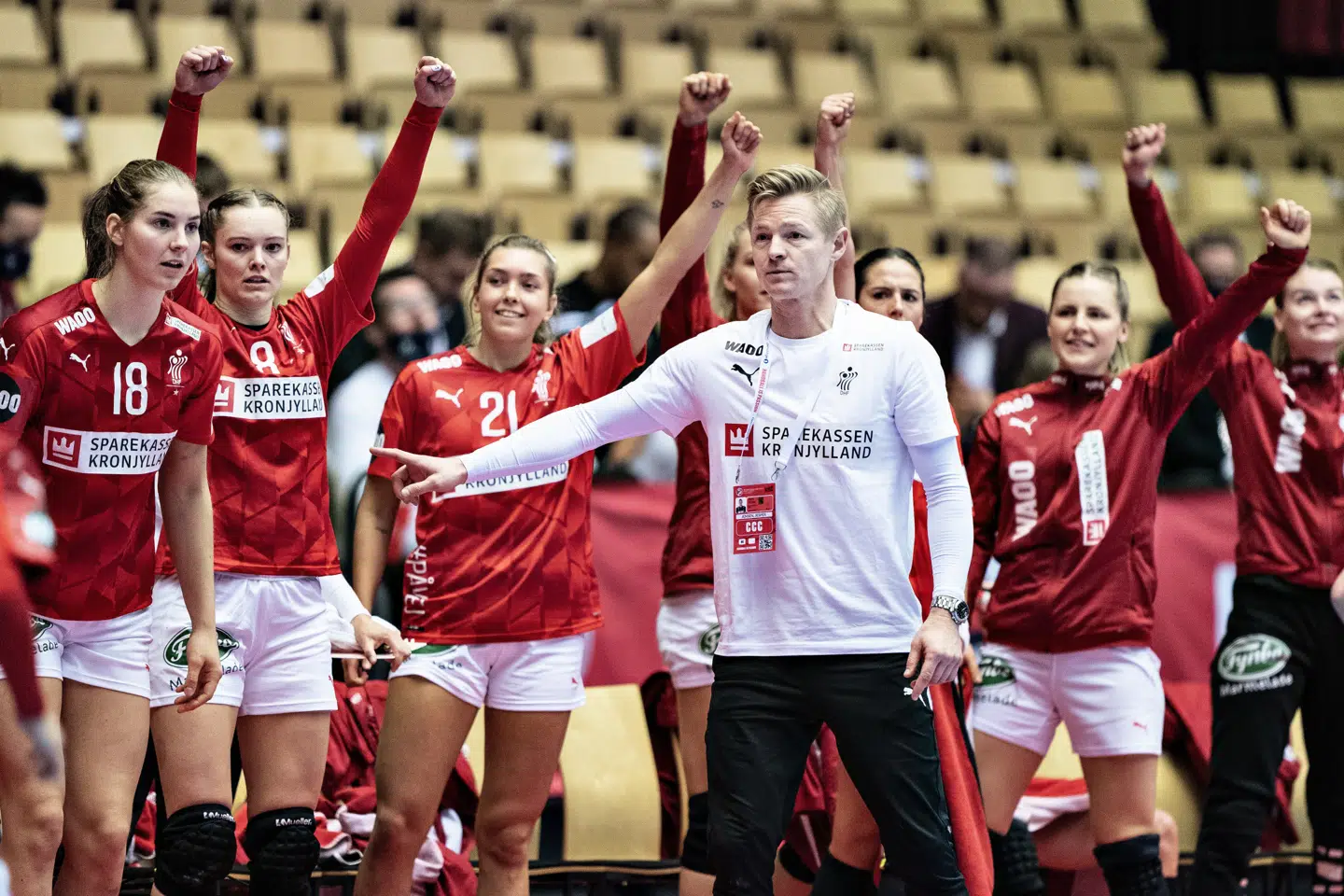 Jesper Jensen førte i december de danske håndboldkvinder i semifinalen ved EM på hjemlig grund. Danskerne endte dog som nummer fire ved slutrunden. I bronzekampen blev Danmark slået af Kroatien, der var turneringens helt store overraskelse. (Arkivfoto). Henning Bagger/Ritzau Scanpix