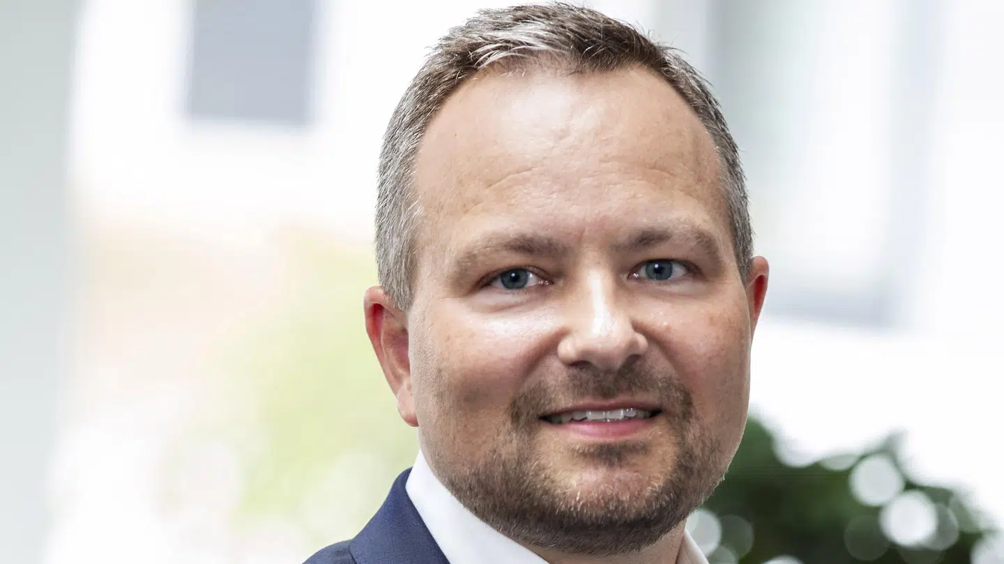 Søren V. Pedersen er adm. direktør i Beierholm, og alle hans ansatte får nu et gavekort på 1200 kroner til en lokal oplvelse. Foto: Privat