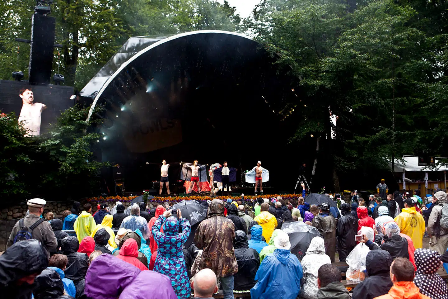 ARKIVFOTO 2011 af regnvejr på Smukfest 2013 Skanderborg Festival 2013. Se RB 1/8 2016 06.49. Det ustadige vejr fortsætter, og der kan ventes regn og kulde til festivalgængerne på Skanderborg Festival. (Foto: Malte Kristiansen/Scanpix 2013)
