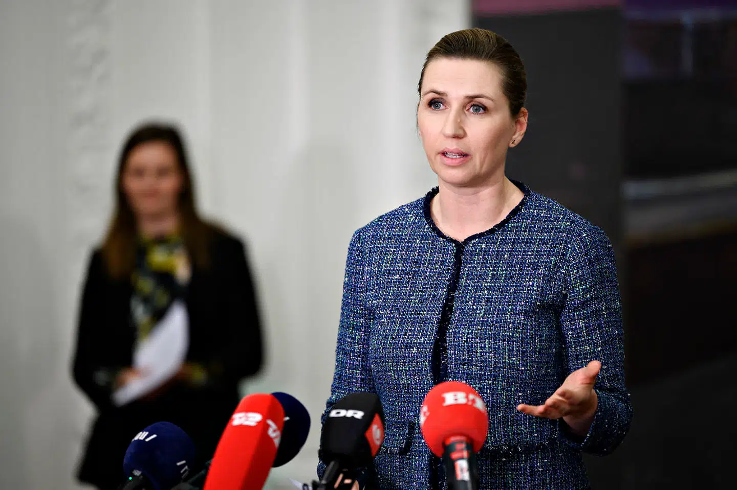 Statsminister Mette Frederiksen (S), da statsministeren og partilederne for aftalepartierne præsenterer en genåbningsplan, i Landstingssalen på Christiansborg i København, mandag 22. marts 2021. Bag aftalen står alle Folketingets partier bortset fra Nye Borgerlige. (Foto: Philip Davali/Ritzau Scanpix)