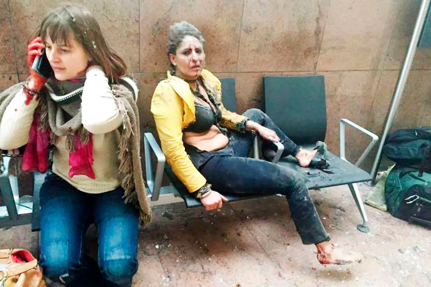 Det ikoniske billede af Nidhi Chaphekar fra Zaventem-lufthavnen i Bruxelles 22. marts 2016.