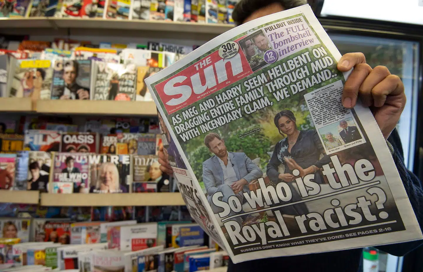 Prins Harry har tidligere stævnet The Sun i retten, fordi han mener, mediet har aflyttet hans telefon.