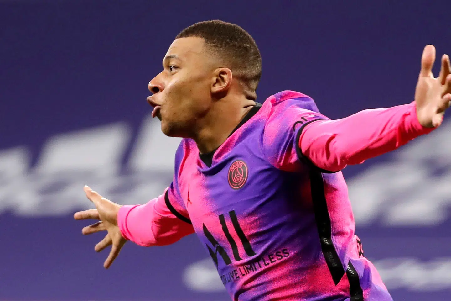 Den unge franskmand Kylian Mbappé kunne søndag fejre titlen som den yngste spiller, der har scoret 100 mål i Ligue 1. Eric Gaillard/Reuters