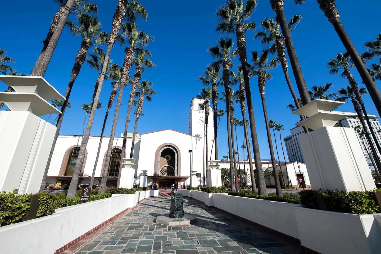 Hovedindgangen til Union Station i Los Angeles, der bliver stedet hvor Oscaruddelingen 2021 finder sted.