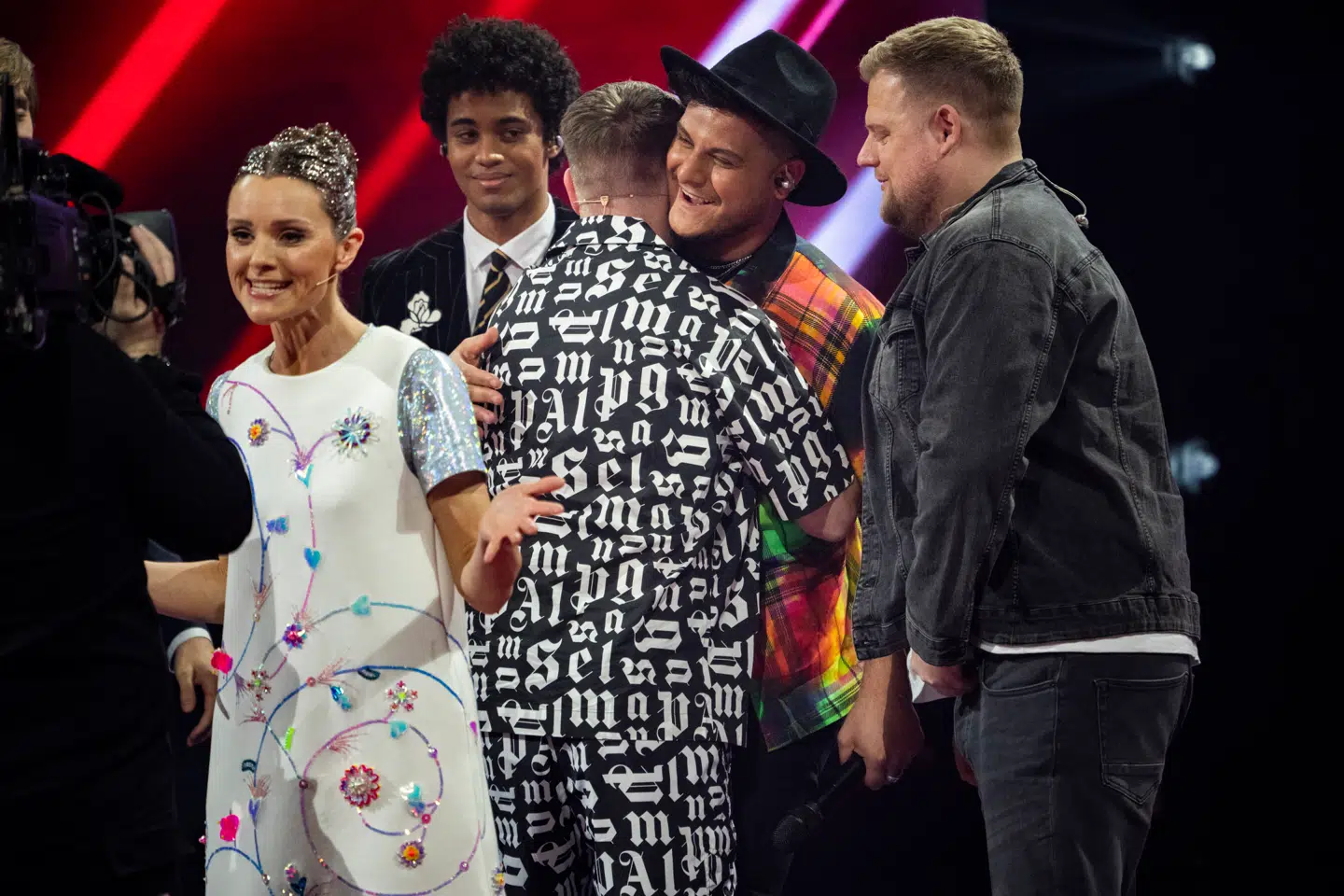 Martin Jensen, Vilson Ferati og Dan Laursen. X factor sæson 14, liveshow 4 på TV2 fredag den 19. marts 2021. (foto: Martin Sylvest/Ritzau Scanpix 2021). Pooldækning leveret af Ritzau Scanpix. Dækningen kan anvendes vederlagsfrit til redaktionel omtale af programmet.