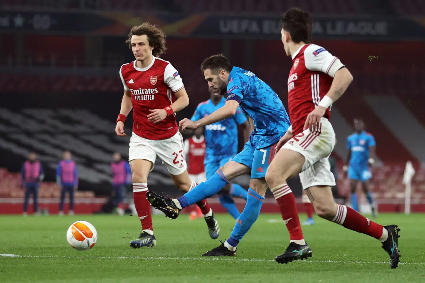 Arsenal tabte til Olympiakos torsdag aften, men London-klubben gik alligevel videre i Europa League. Hannah Mckay/Reuters