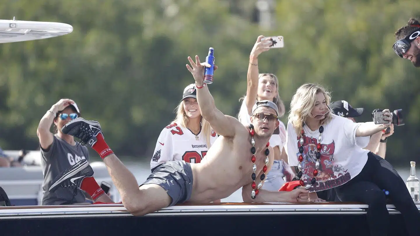 Rob Gronkowski havde sig også en god en dag i februar efter at have vundet Super Bowl.