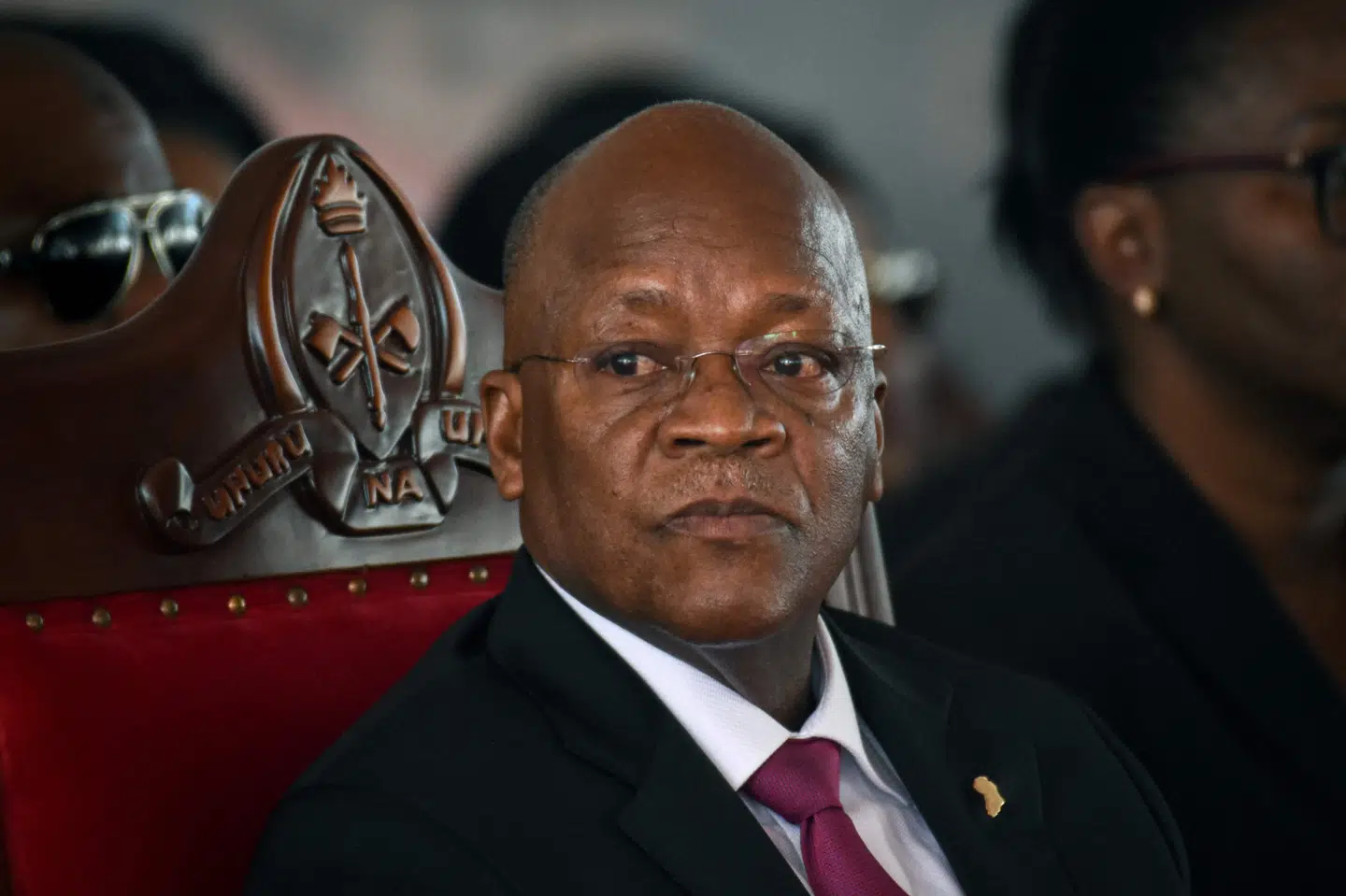 Tanzanias præsident, John Magufuli, er onsdag død i en alder af 61 år. Ifølge landets vicepræsident døde han af hjertesygdom. Men rygterne har svirret om, at coronaskeptikeren var blevet smittet med virusset og var indlagt på en intensivafdeling i nabolandet Kenya. (Arkivfoto) Str./Ritzau Scanpix