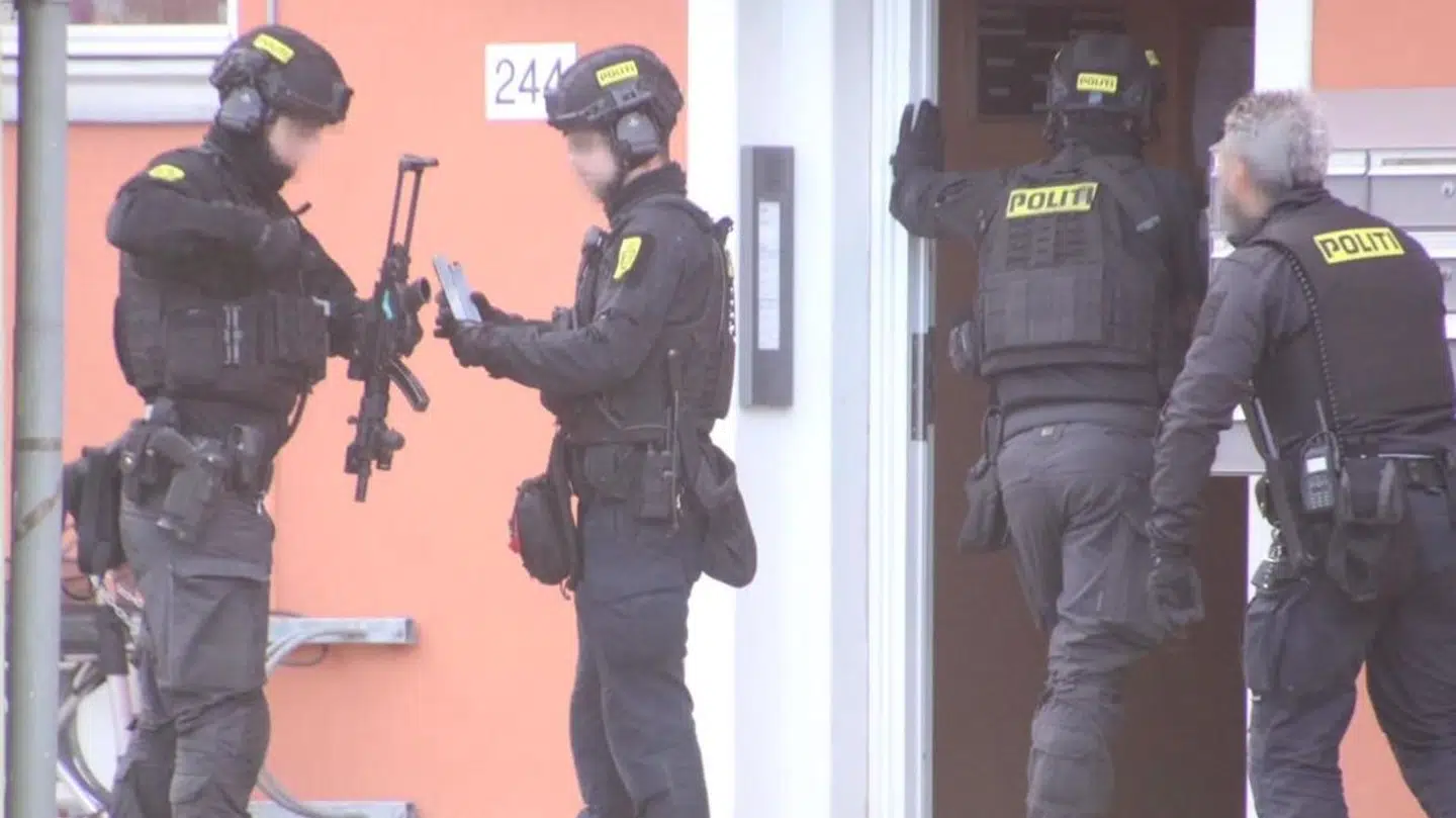 Politiet tidligere i dag på adressen i Hvidovre.