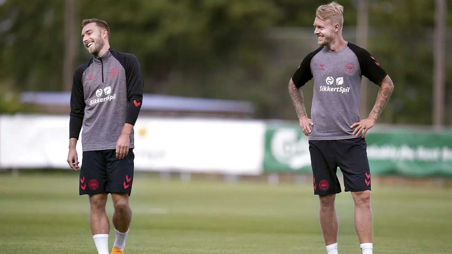 De to landsholdskammerater Christian Eriksen og Simon Kjær.