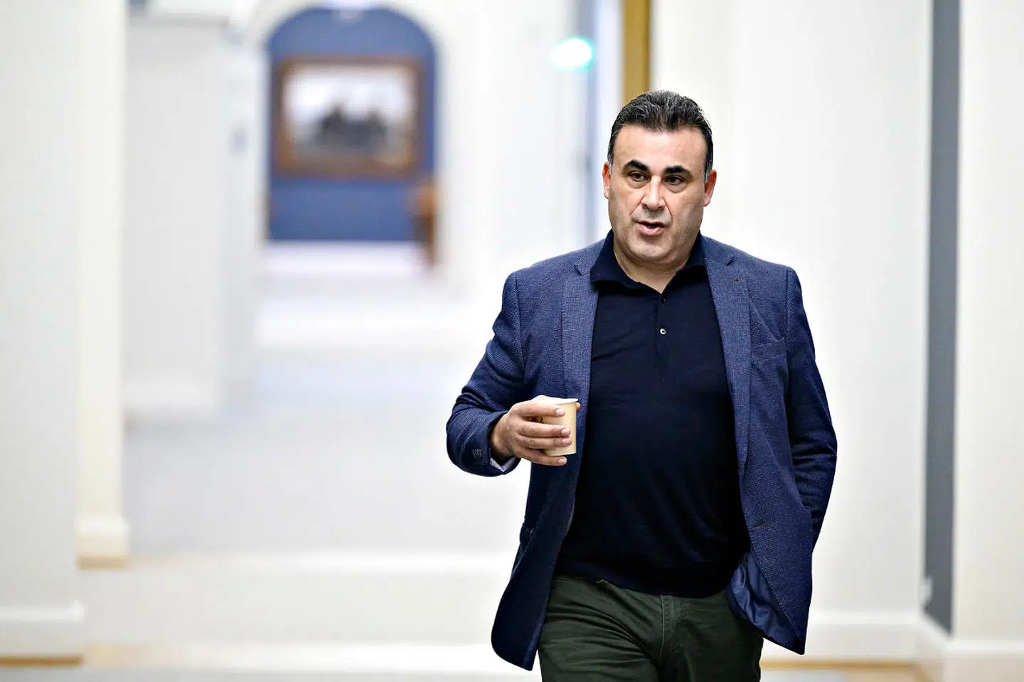 Naser Khader vil sende kriminelle udlændinge til deres hjemland, men vil helst ikke modtage danske statsborgere, som rejste ned for at slutte sig til Islamisk Stat.