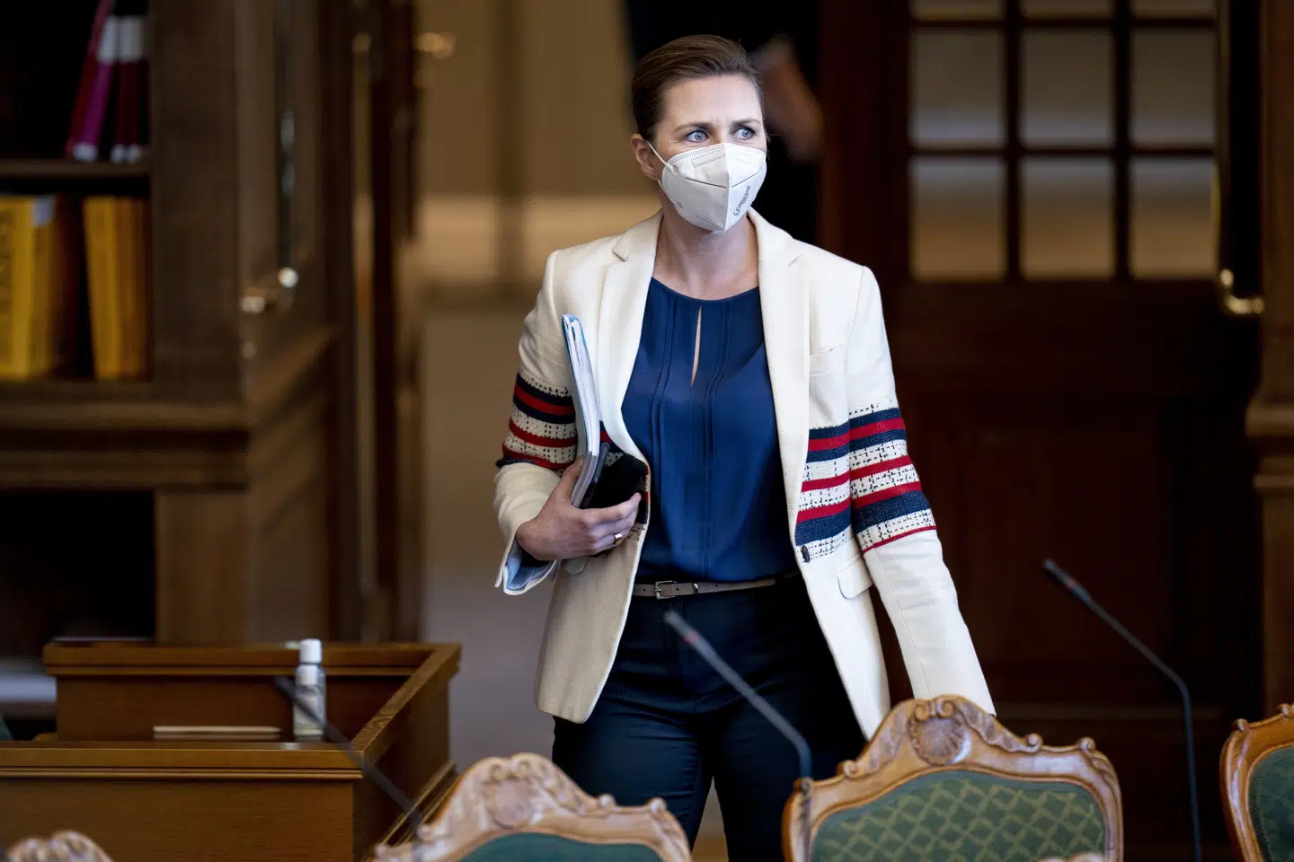 Statsminister Mette Frederiksens (S) tur til Israel udløser tilsyneladende et krav fra et flertal i Folketinget om større inddragelse i en vaccinestrategi. Beslutninger om fremtidige vacciner vil række langt ud i fremtiden og også omfatte kommende regeringer, og derfor bør Folketinget involveret, lyder et af argumenterne. (Arkivfoto) Liselotte Sabroe/Ritzau Scanpix