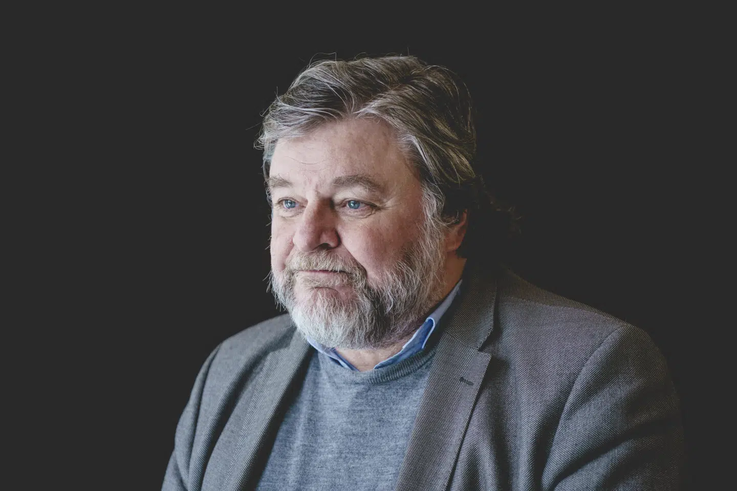 Steinar Madsen, der er medicinsk fagdirektør hos Legemiddelverket, har mandag holdt pressemøde om AstraZeneca-vaccinen. Stian Lysberg Solum/Ritzau Scanpix