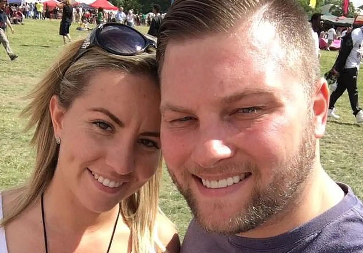 Kandice Barber sammen med sin mand Daniel.