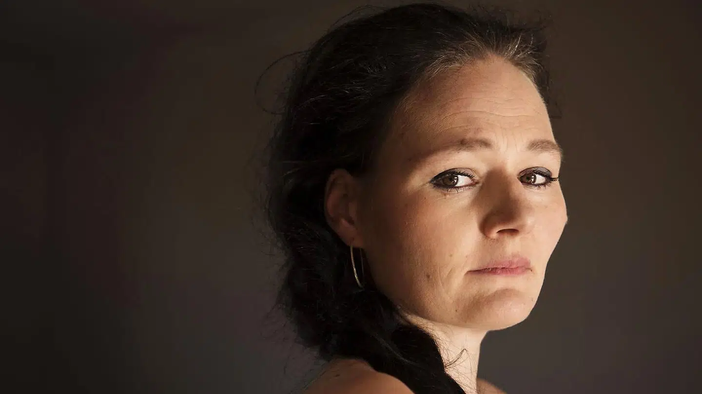 Rikke Grosell synes, det kan være en udfordring at være single under coronakrisen.