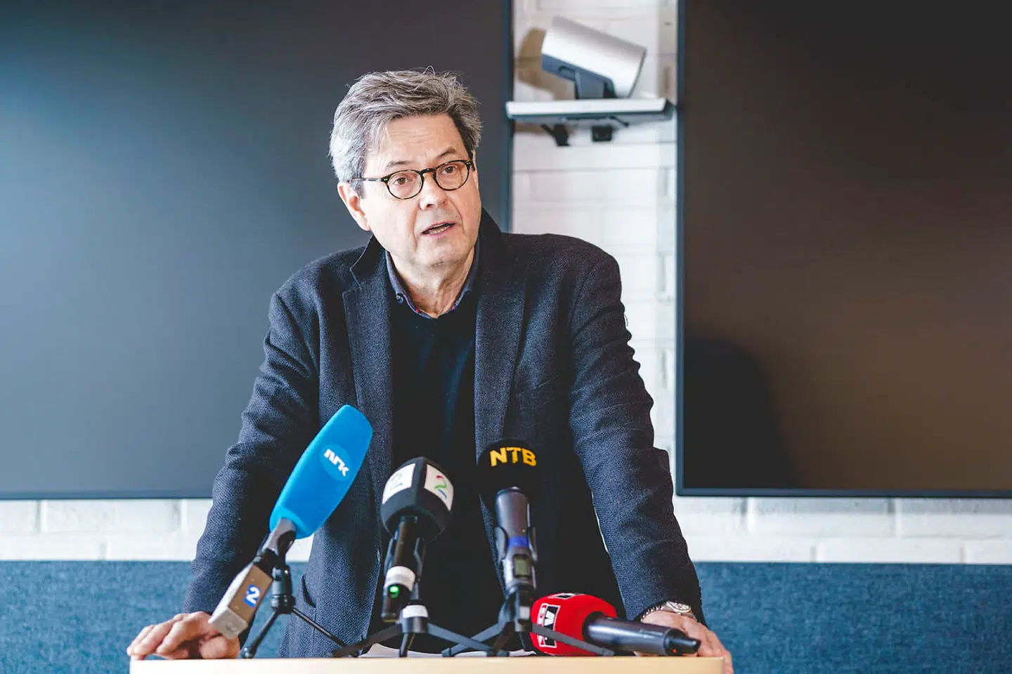 Den norske lægemiddelstyrelse holdt lørdag pressekonference om blodpropper i kølvandet på AstraZeneca-vaccinen. Foto: Stian Lysberg Solum / NTB