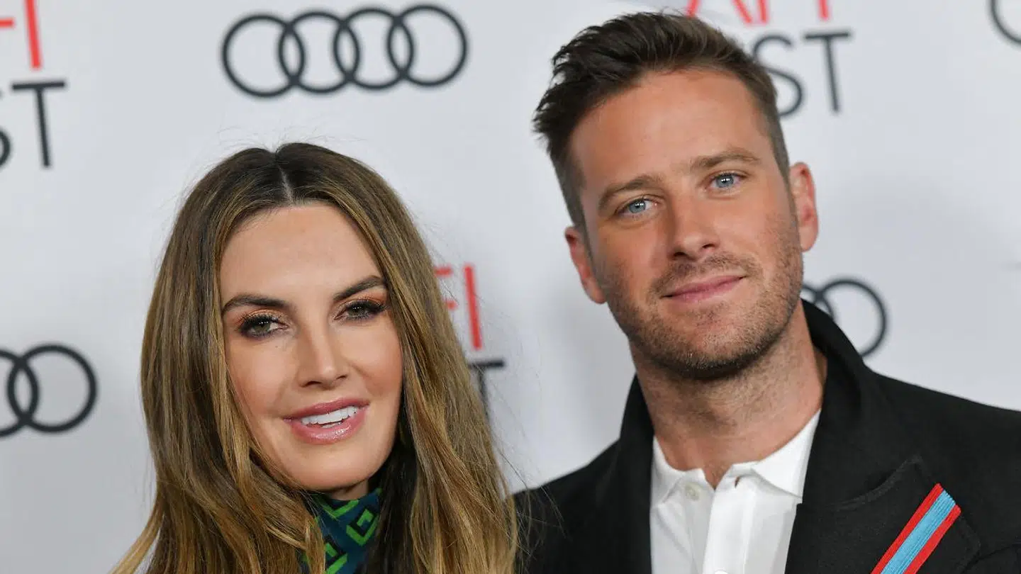 Armie Hammer dannede i 13 år par med Elizabeth Chambers, som han har to små børn sammen med.