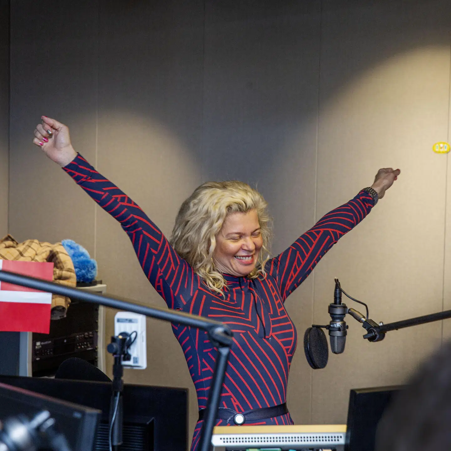 Sara Bro er kommet forrygende fra start, efter hun overtog panelprogramemt fra Mads Steffensen.