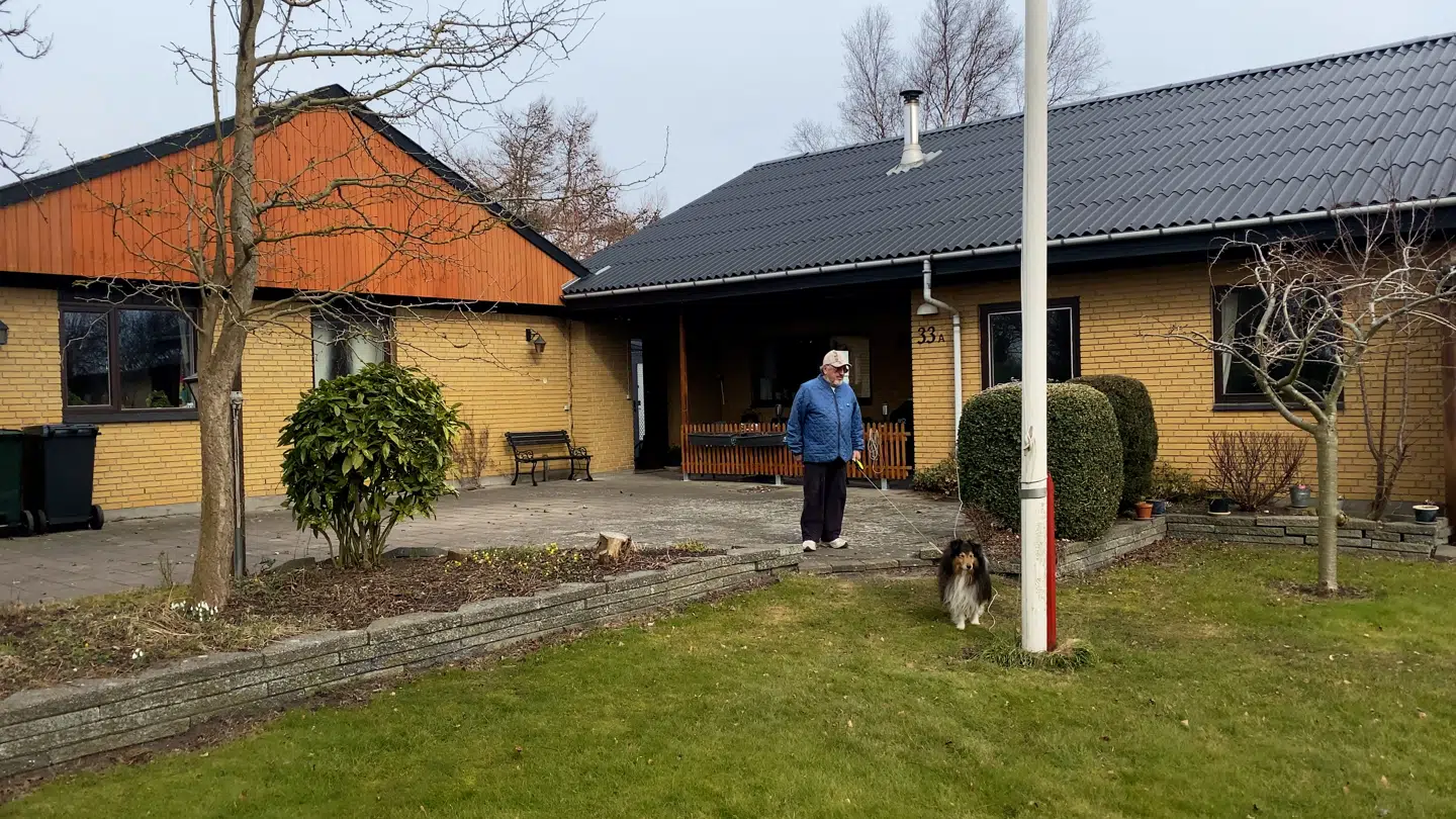 Huset, som ikke har kunne sælges i næsten tre år, ser nu ud til at få nye ejere. I skrivende stund er købskontrakten til underskrift hos de kommende ejere.
