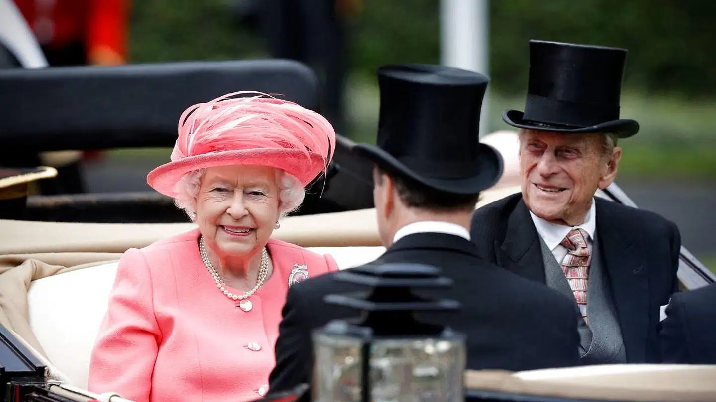 Dronning Elizabeth ville nok gerne have dysset sagen om interne stridigheder i kongehuset ned. Men nu ser det modsatte ud til at ske.