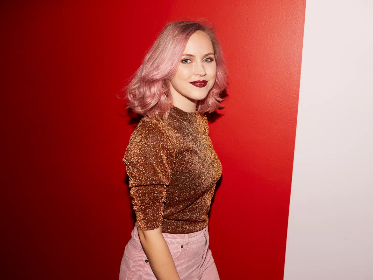 Line Kirsten Nokolajsen har været vært på P3's morgenprogram, 'Line Kirsten Giftekniv' og er nu vært på programmerne 'Tabu' og 'Tværs'.