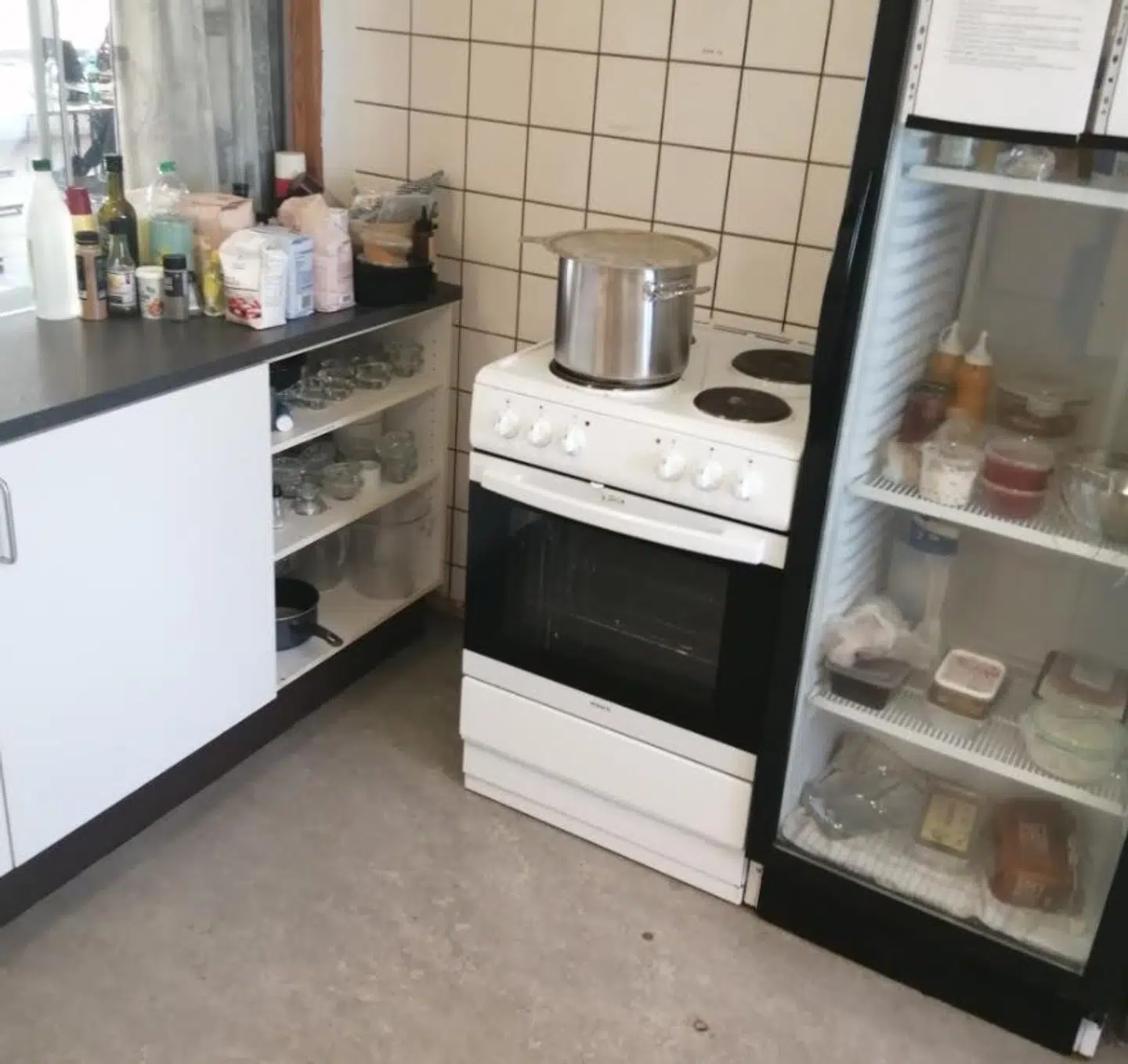 Erhvervskøkkenet, som hun har lejet sin ind i, i boldklubben B73 Slagelse.