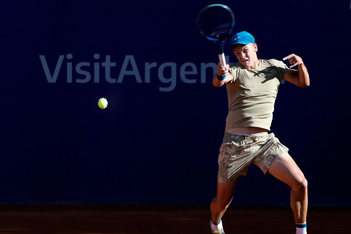 Her ses Rune under sin kamp mod spanske Albert Ramos-Viñolas sidste uge, som endte med et nederlag. Nu føler han sig igen ovenpå, siger han til atptour.com. Oscar Roberto Castro/Ritzau Scanpix