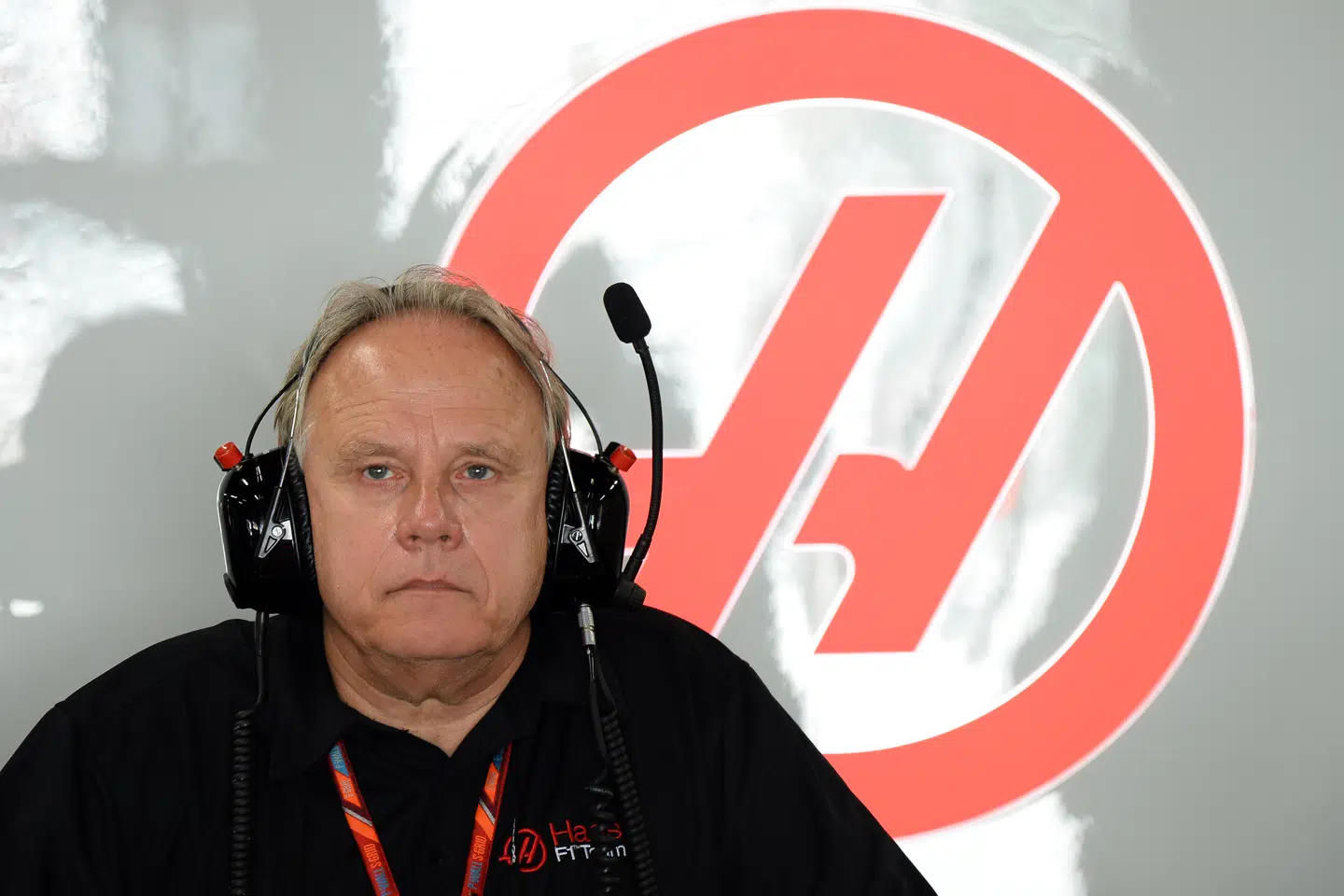 Efter ulykken i Bahrain trak Gene Haas sit løfte om at støtte Grosjean i IndyCar tilbage.