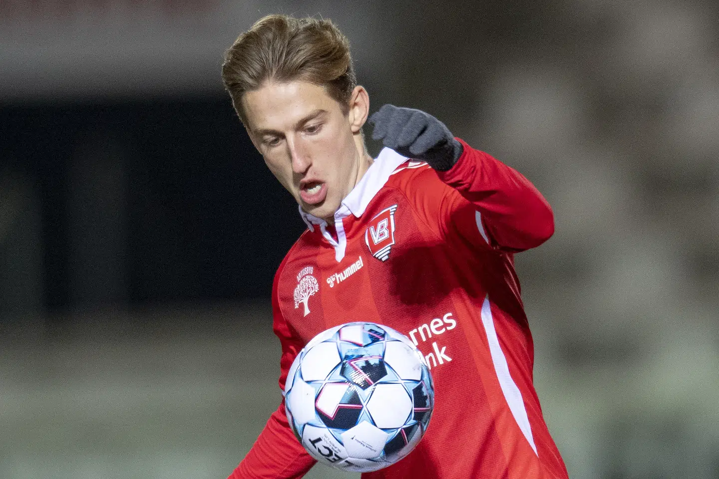 Arbnor Mucolli mener, der skal endnu en Vejle-sejr til, før han tør kigge opad i tabellen. (Arkivfoto) Bo Amstrup/Ritzau Scanpix