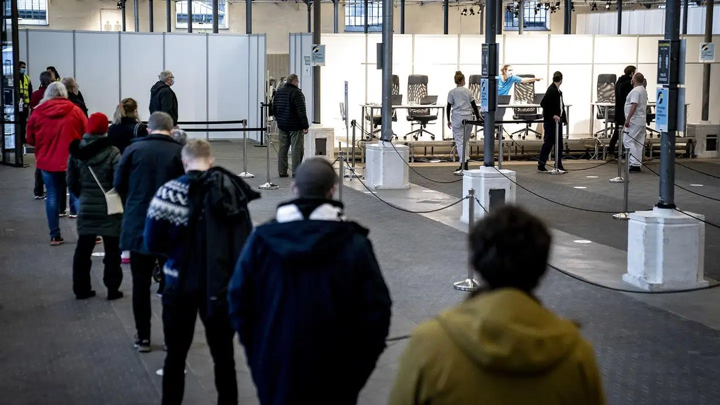 Hver dag er der borgere, der ikke møder op til den aftalte tid alligevel. Derfor kan der opstå overskydende vacciner. Foto: Mads Claus Rasmussen/Ritzau Scanpix