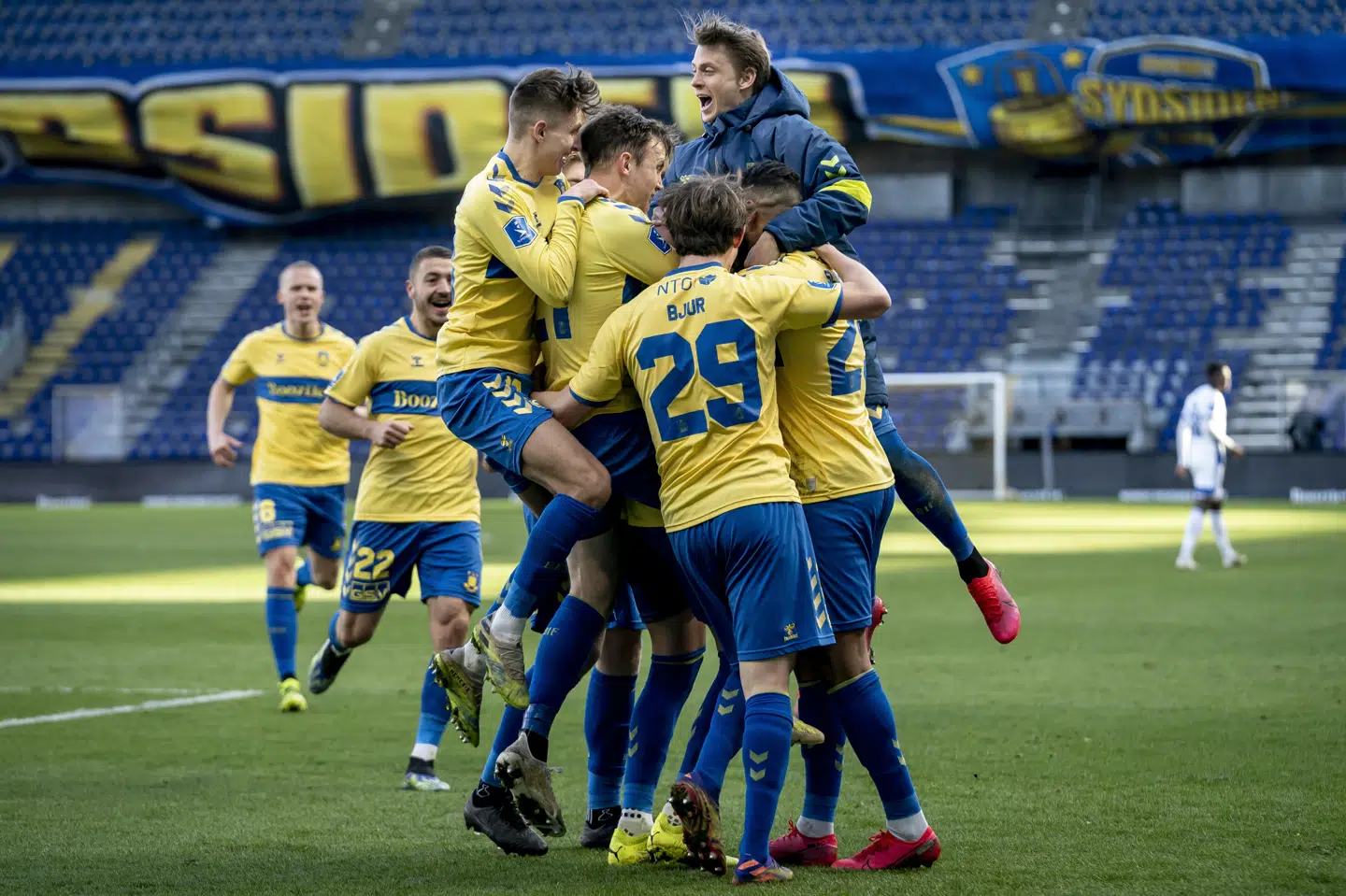 Brøndbys omklædningsrum sydede efter derbysejren, fortæller træner Niels Frederiksen. Mads Claus Rasmussen/Ritzau Scanpix