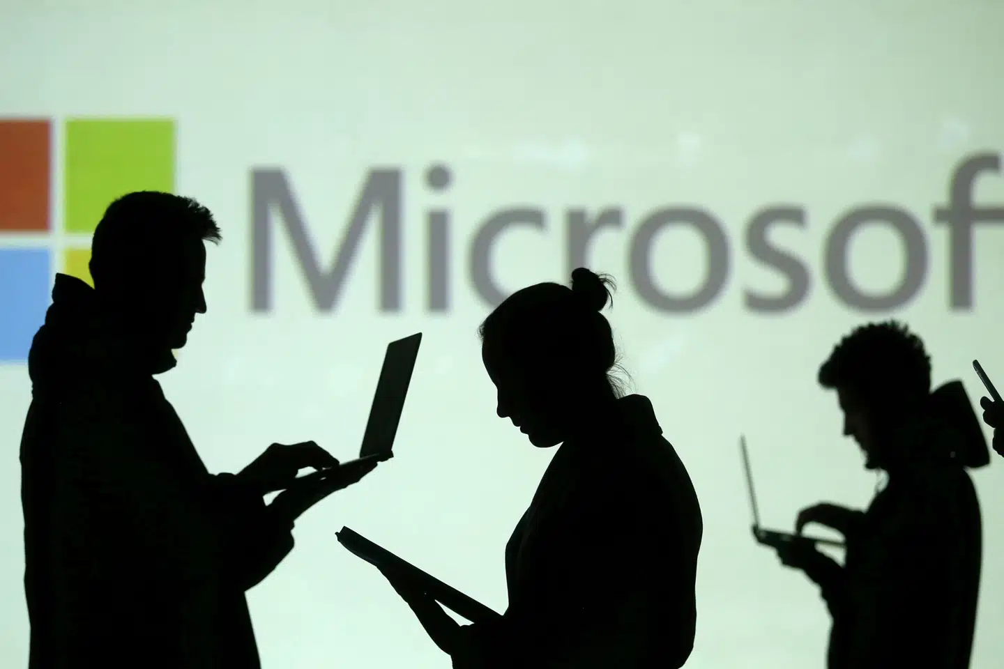 Microsoft beskylder kinesisk hackergruppe for at stå bag et omfattende angreb på virksomhedens servere. (Arkivfoto) Dado Ruvic/Reuters