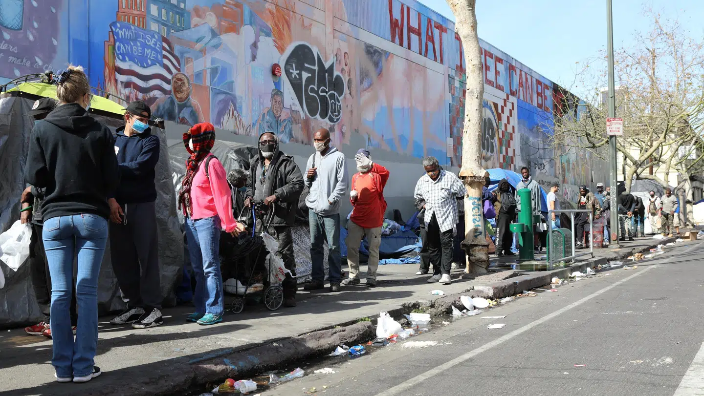 Nogle weekender hjælper Victoriah og hendes samarbejdspartnere op mod 500 mennesker. (Foto: Sara Madsen)