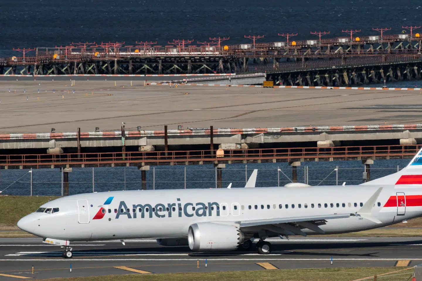Boeings 737 MAX-fly vendte sidste år tilbage på vingerne i USA efter at være blevet underlagt et globalt flyveforbud i kølvandet på to dødelige styrt. (Arkivfoto) Eduardo Munoz/Reuters