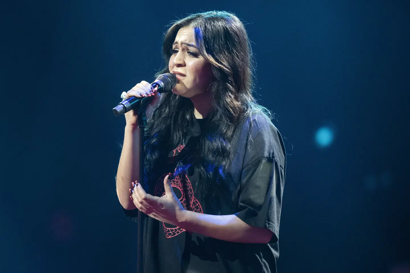 Martin Jensens voksne solist Hiba er ude af X Factor efter omsang mod Thomas Blachmans pigeduo, Neva & Ida. Tariq Mikkel Khan/Ritzau Scanpix