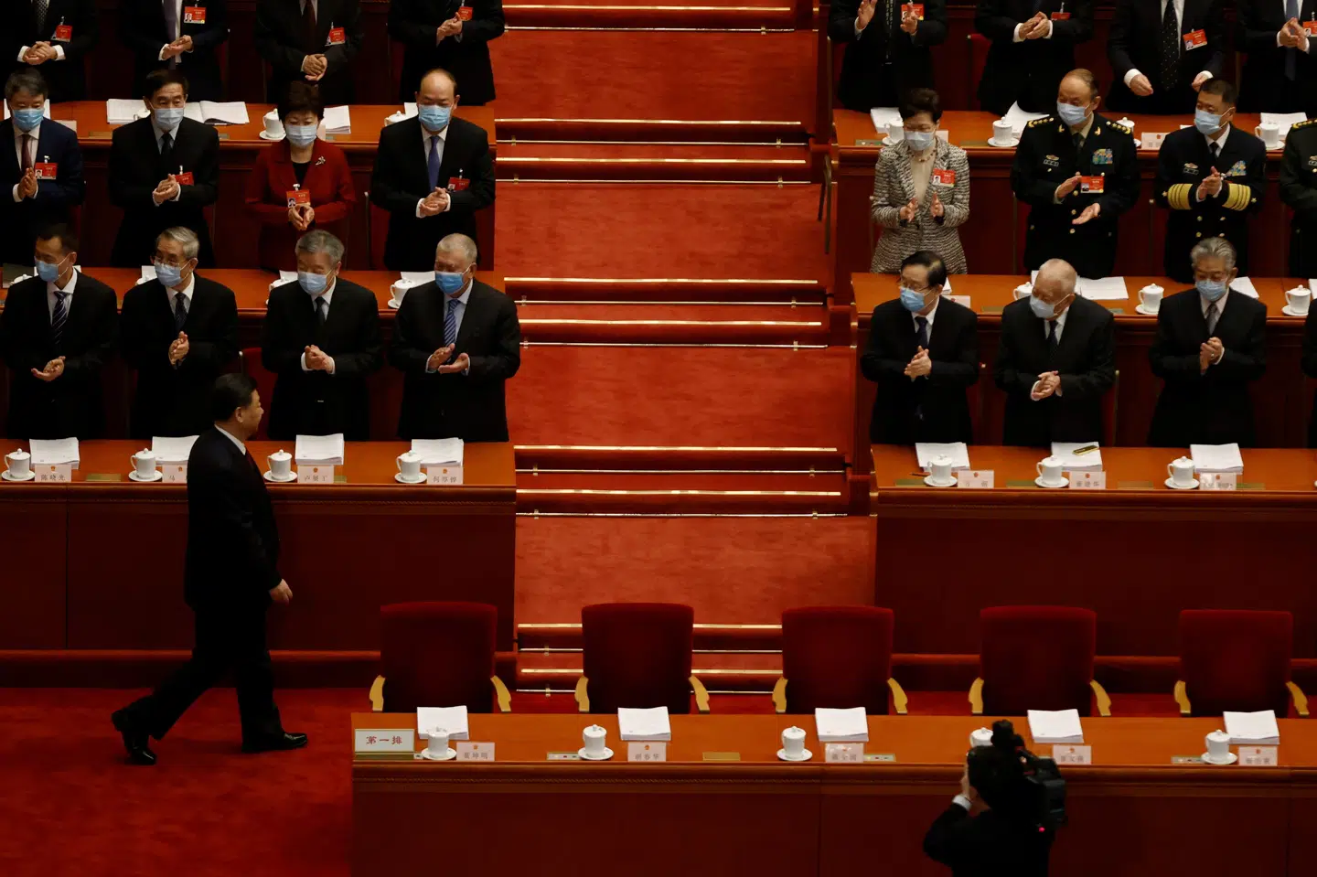 Her ankommer Kinas præsident, Xi Jinping, til Folkekongressen. Carlos Garcia Rawlins/Reuters