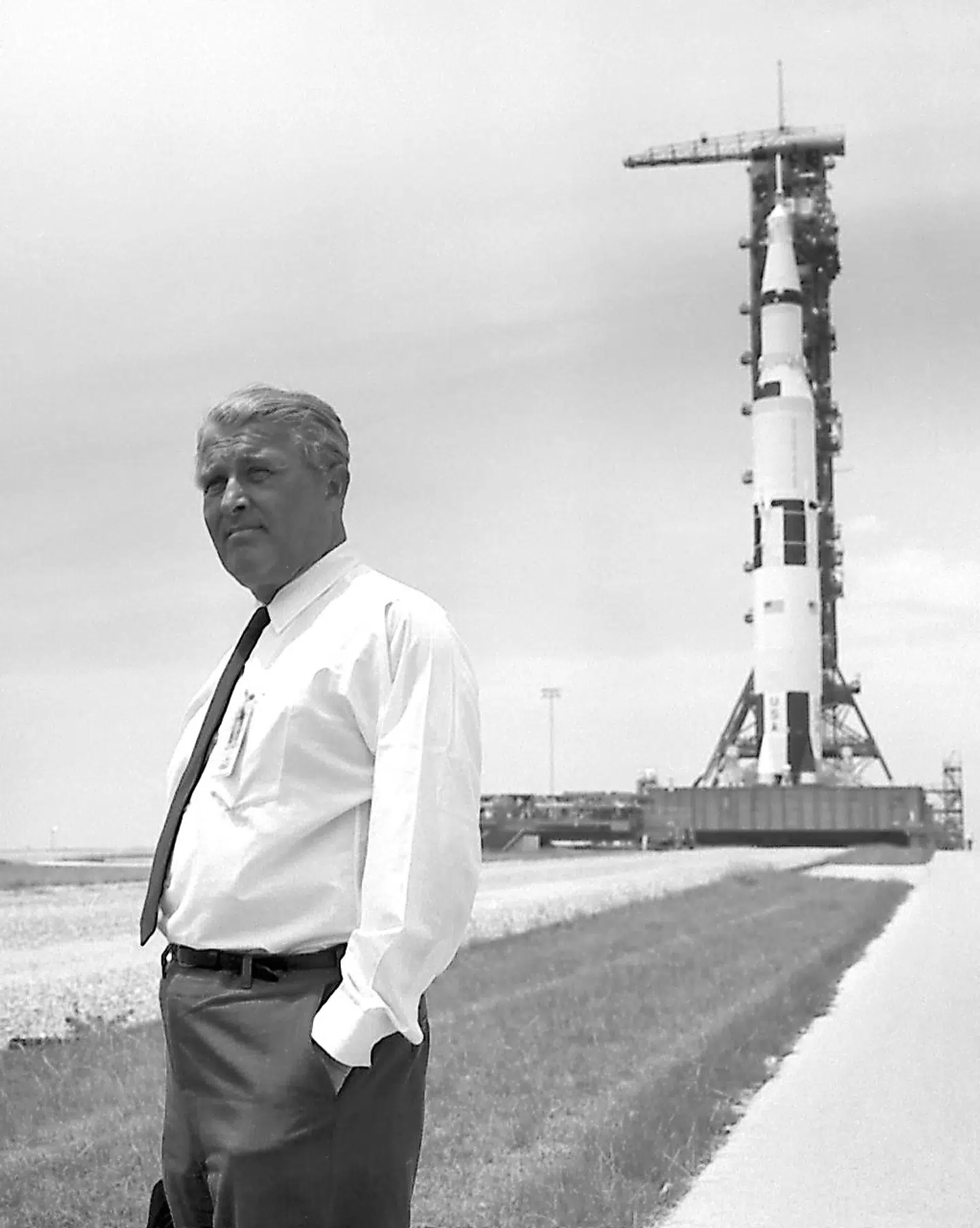 epa07672248 A handout photo made available by the National Aeronautics and Space Administration (NASA) shows Dr. Wernher von Braun pausing in front of the 'Saturn V' rocket being readied for the historic 'Apollo 11' lunar landing mission, in Cape Canavarel, USA, on 10 July 1969 (issued 25 June 2019). The rocket had been developed by the Marshall Space Flight Center in Huntsville, Ala., under the direction of von Braun. The year 2019 marks the 50th anniversary of the first moon landing, an event seen as the peak of the United States' space program of the 1960s which put an end to the so-called 'Race to Space' between the Cold War rivals the US and the Soviet Union, that once was triggered by the USSR's 04 October 1957 launch of the 'Sputnik 1' satellite. NASA astronaut Neil Armstrong made history when he stepped out of the Apollo 11's 'Eagle' landing module on 21 July 1969 and left the first human footprints on the moon. EPA/NASA HANDOUT BLACK/WHITE ONLY * ATTENTION: For the full PHOTO ESSAY text please see Advisory Notice epa07672247 HANDOUT EDITORIAL USE ONLY/NO SALES