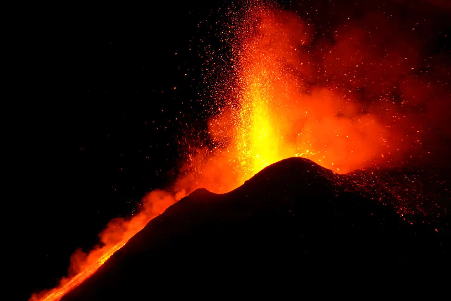 Lava fra vulkanen.