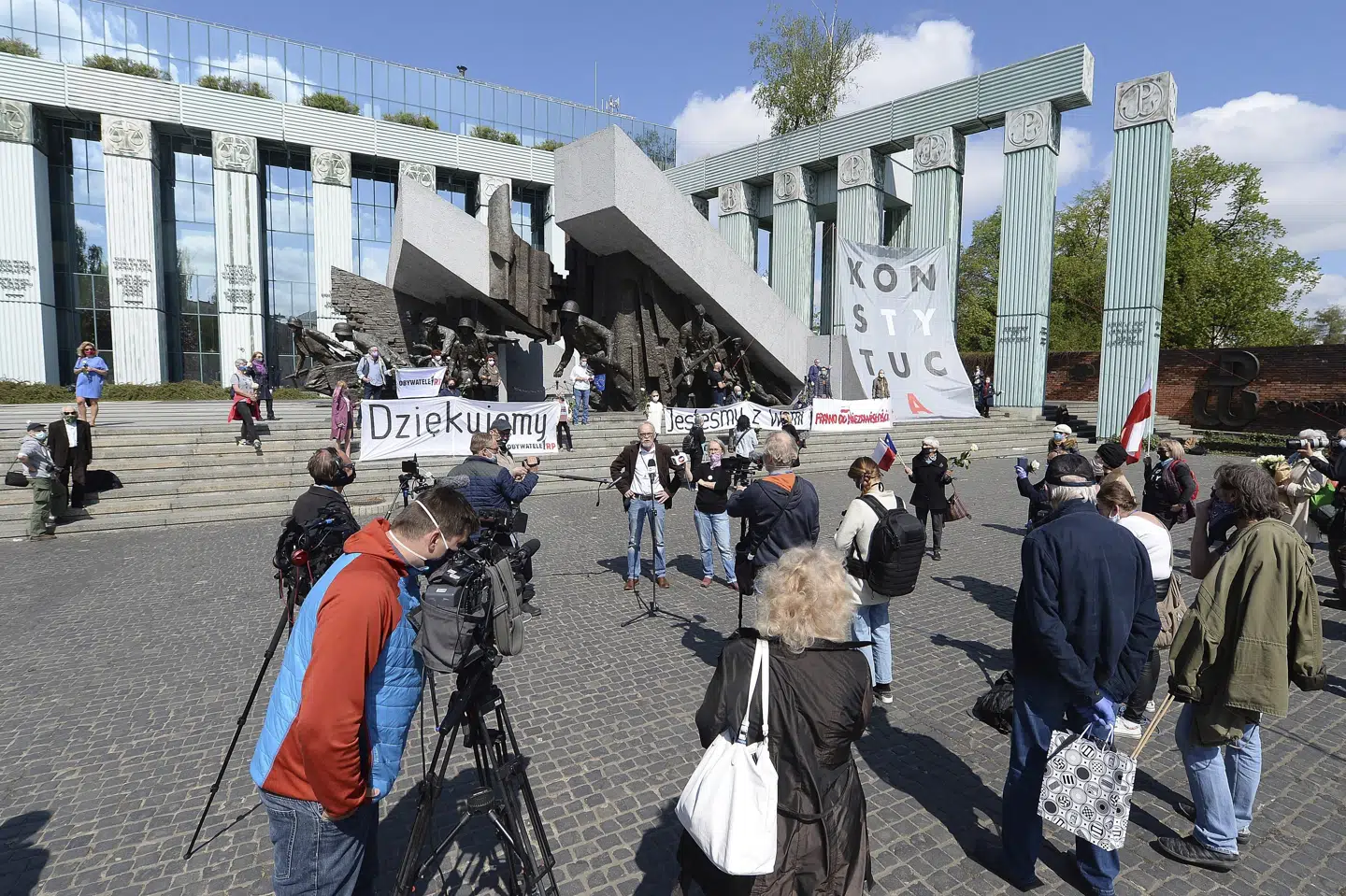 Sådanne ændringer kan føre til, at disse dommere ikke fremstår som uafhængige og upartiske, hvilket kan skade den tillid, som domstolene skal indgyde borgerne i et demokratisk samfund og en retsstat, siger EU-Domstolen om polsk retsreform. Czarek Sokolowski/Ritzau Scanpix