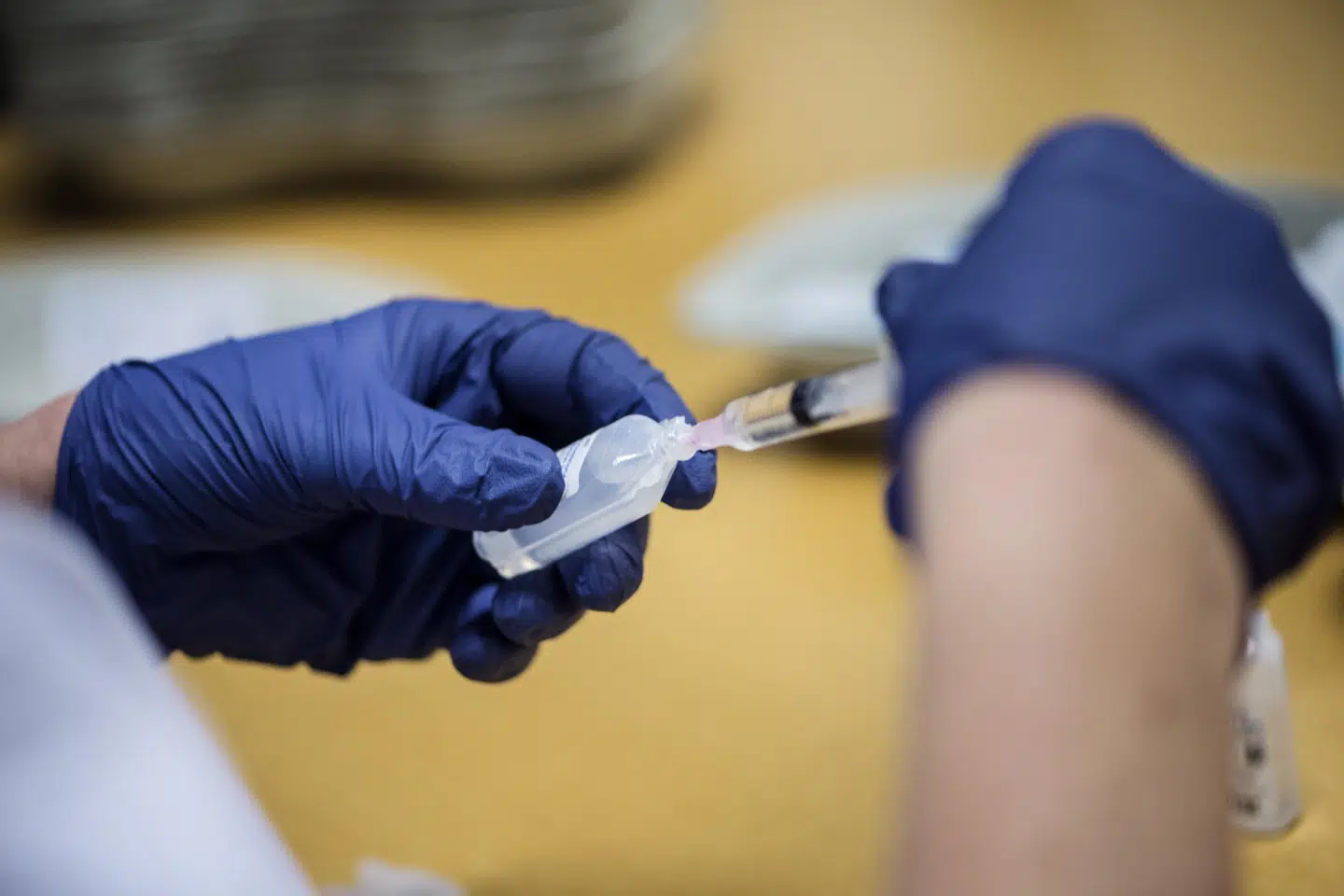 Region Sjælland har taget konsekvensen af, at det kan være svært at booke en vaccinationstid. Andre regioner bør følge trop, mener Danske Patienter. (Arkivfoto) Tim Kildeborg Jensen/Ritzau Scanpix
