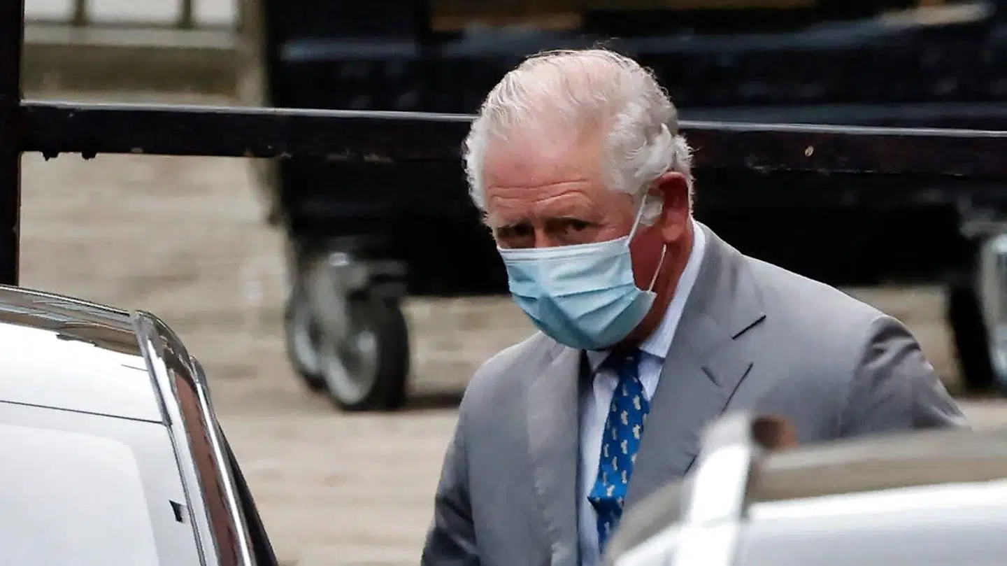 Prins Charles ses her den 20. februar, da han forlod hospitalet efter at have besøgt sin far.