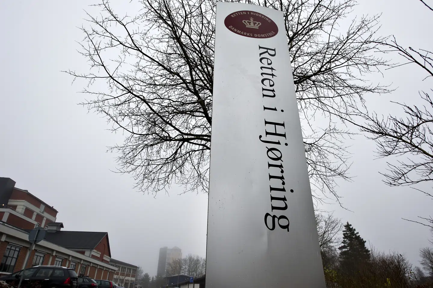 Fra 1992 til 2013 voldtog en nu 51-årig mand sine fire døtre, fra de var fire-fem år gamle, hævder anklagemyndigheden. Desuden udsatte han jævnligt sin samlever for vold i 18 år, fra 2002 til 2020. Fredag tager Retten i Hjørring hul på sagen mod manden. (Arkivfoto). Henning Bagger/Ritzau Scanpix