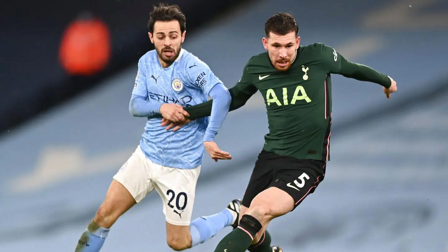 Pierre-Emile Højbjerg i aktion i Premier League.